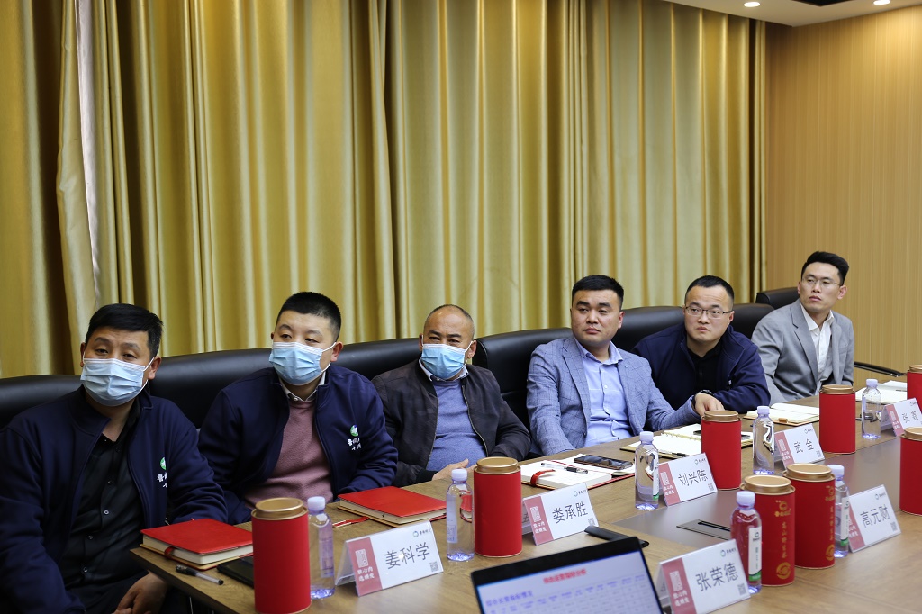 順發食品管理層